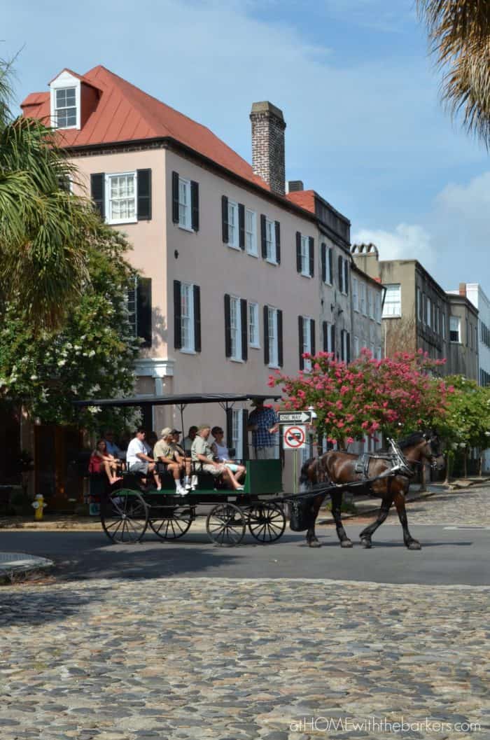 Charleston SC walking tour is the best way to see the city.