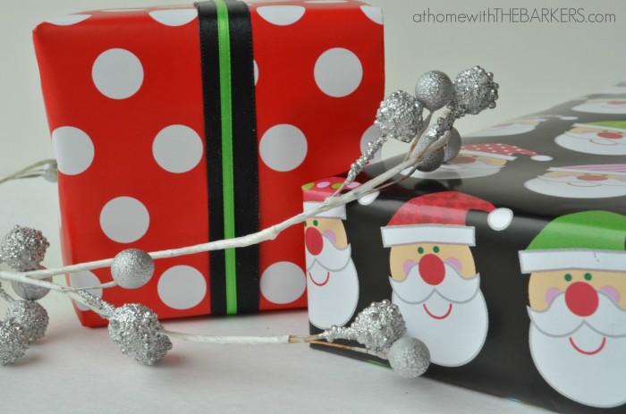 Gift Wrap Polka Dot and Santa