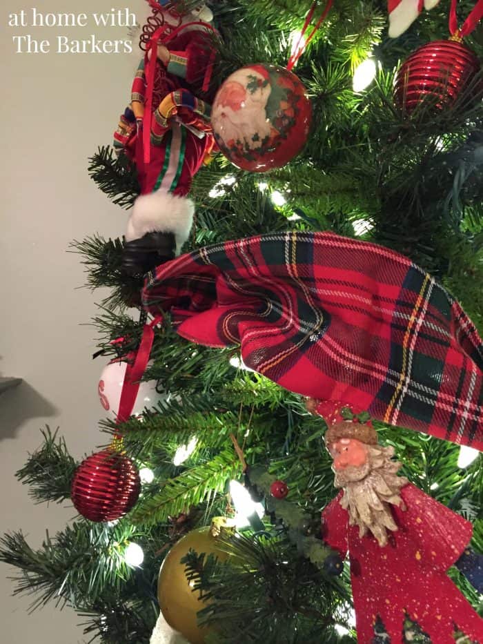 Christmas Tree Garland with Vintage Santa Ornamnets