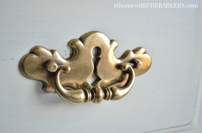 Cleaning brass hardware with vinegar is super easy way to restore furniture hardware