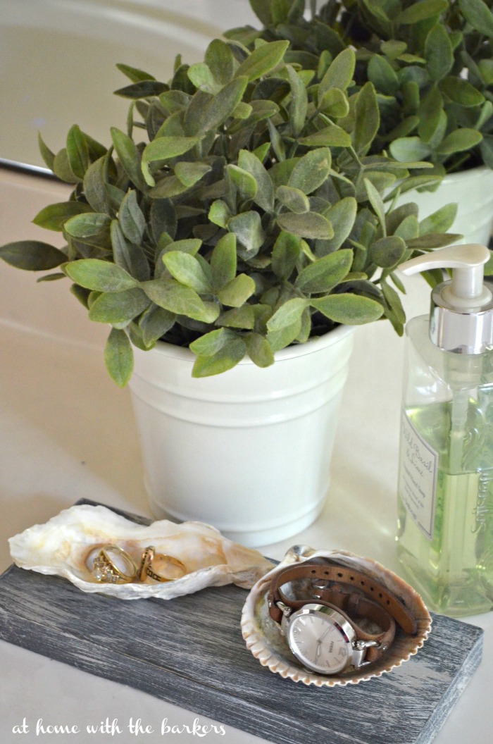 DIY Seashell Jewelry Dish with Faux Driftwood effect