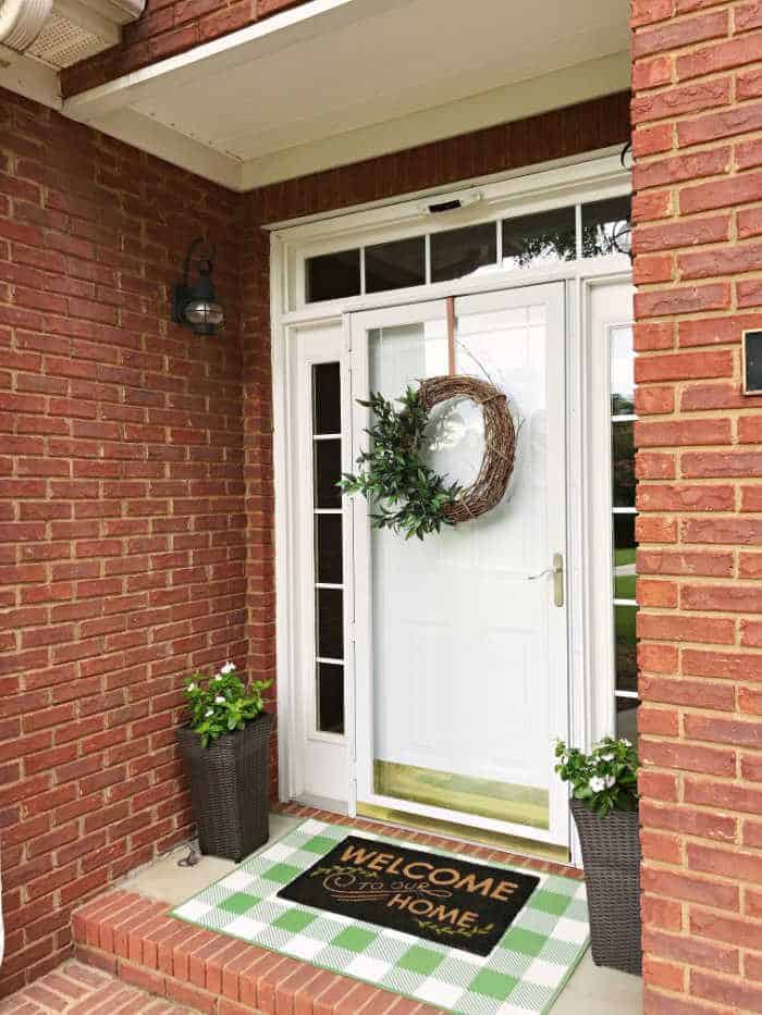 Curb appeal small porch ideas