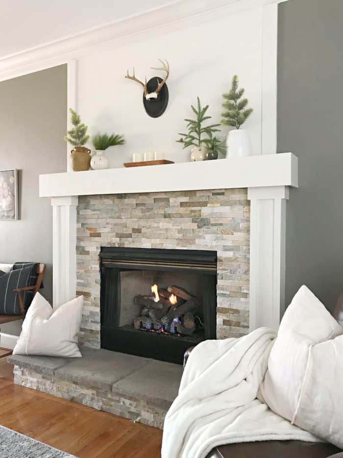 Winter Mantel Decor