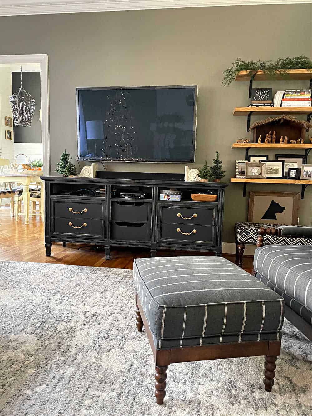 2020 Christmas Home Tour Main Living Spaces - At Home With The Barkers
