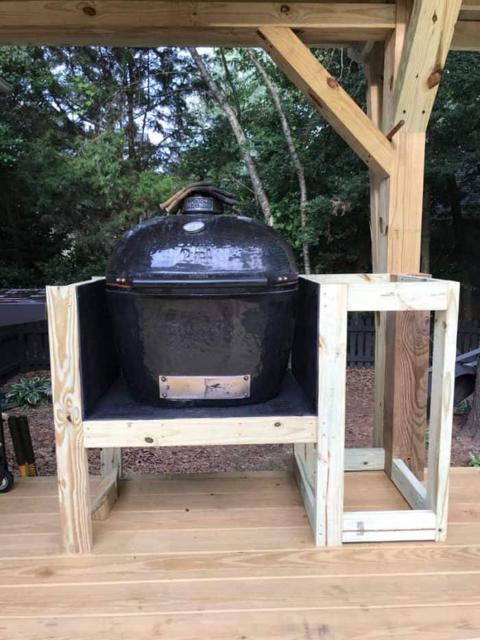 DIY Outdoor Kitchen Primo