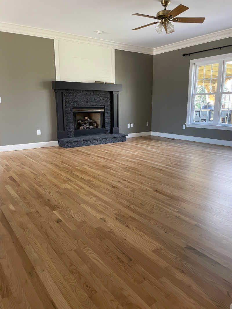 Hardwood Floor Refinishing Living room after bona HD traffic