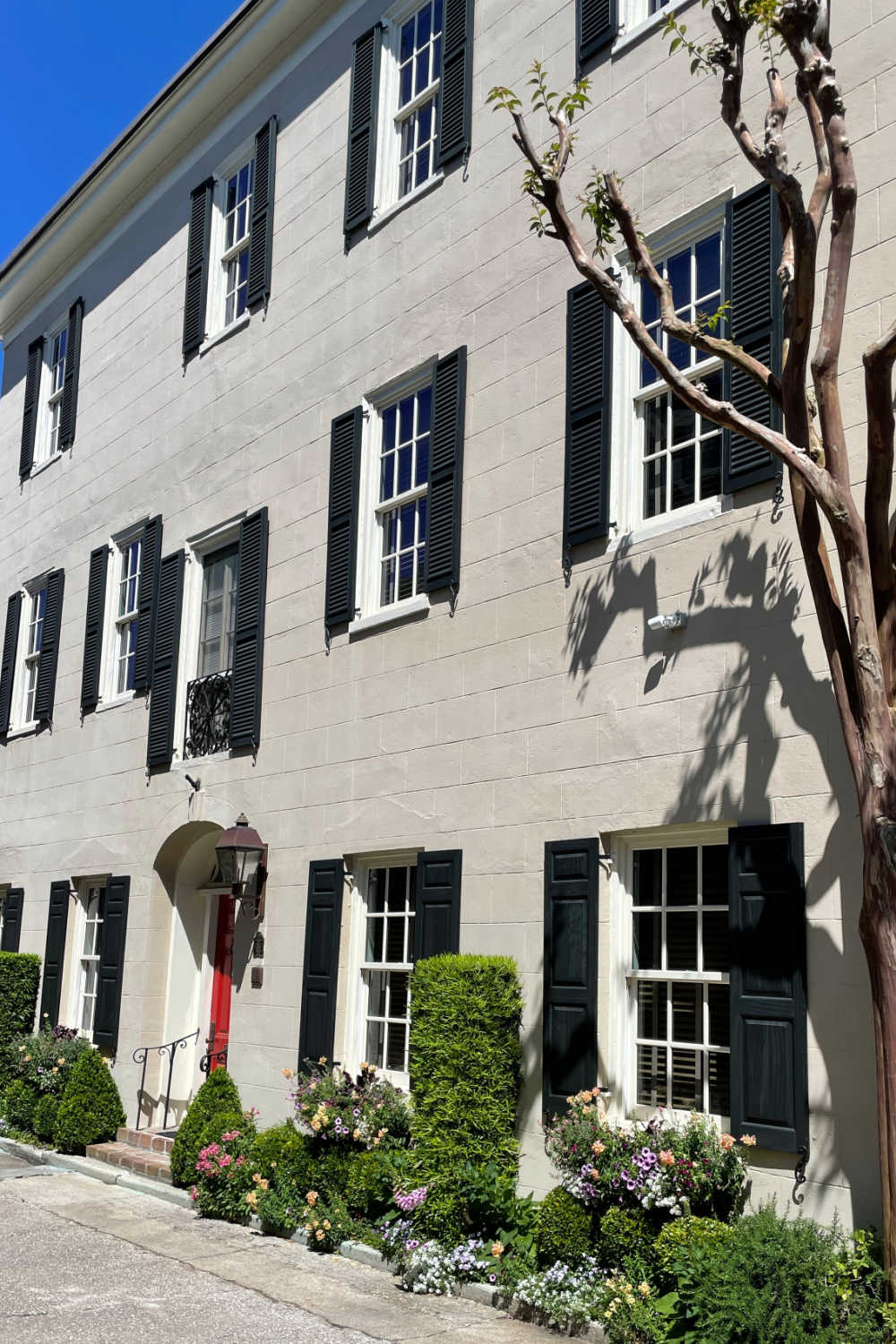 Exterior functioning shutters white home in Charleston SC
