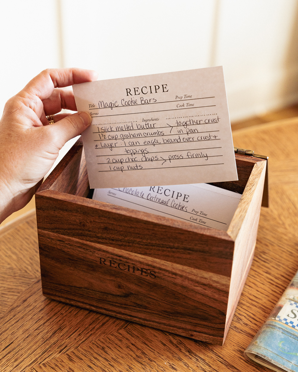 Wood recipe box recipe organization