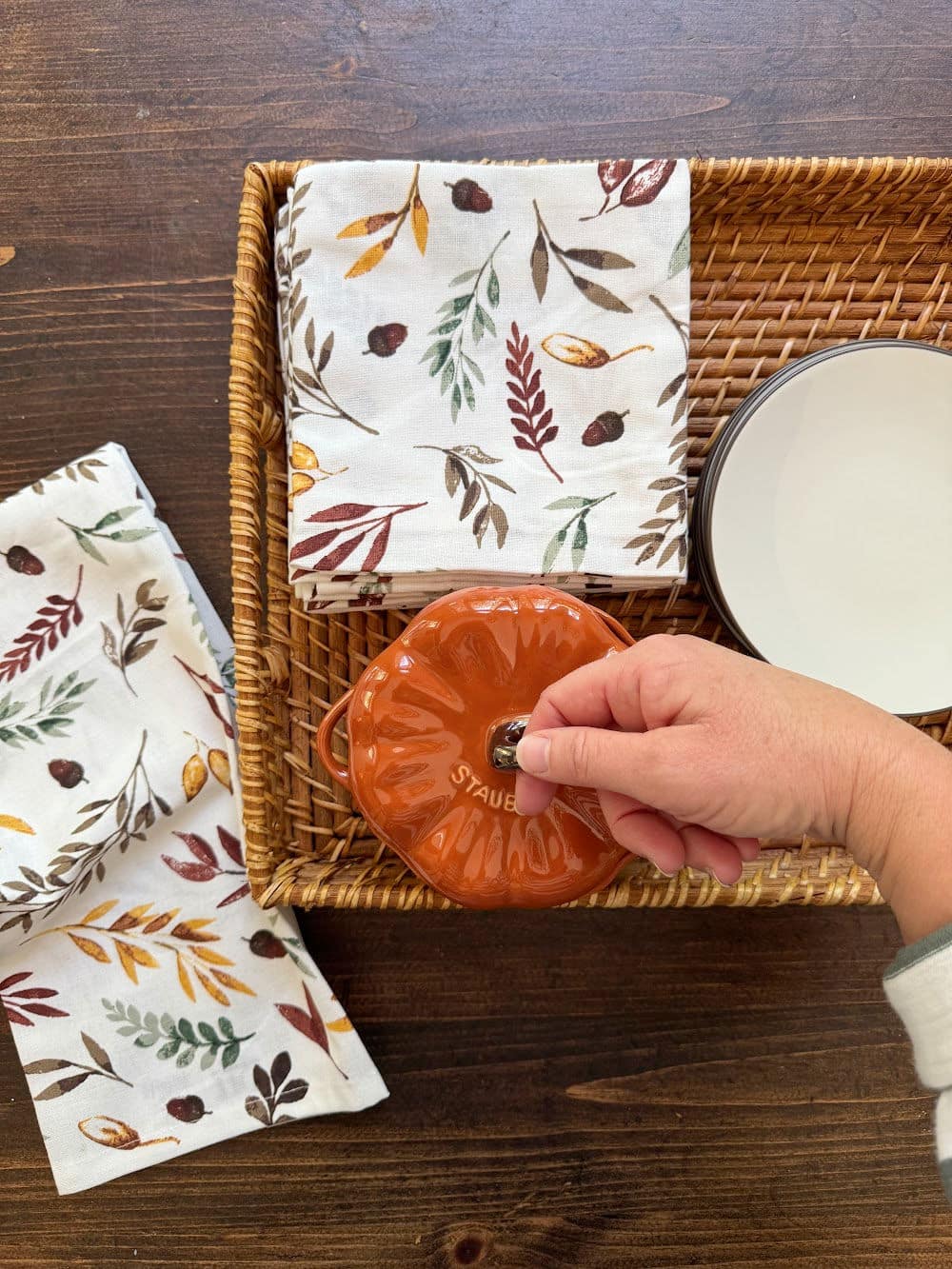 fall table centerpiece